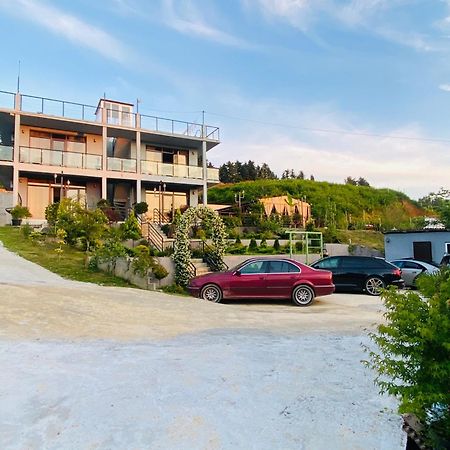 Family Hotel Sunset Chakvi Exteriör bild